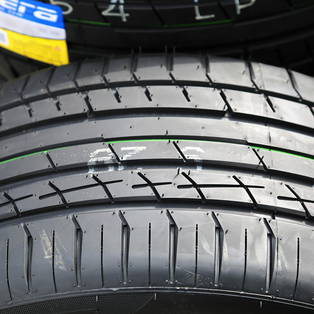 4 All Season 20 inch Tires H7932