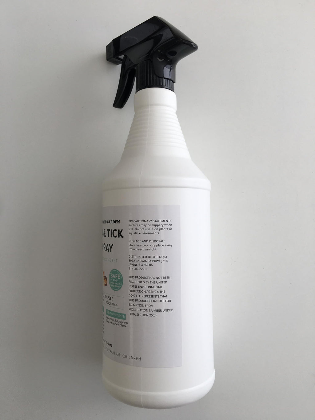 Flea and Tick Spray for Dogs & Cats 32oz W46375