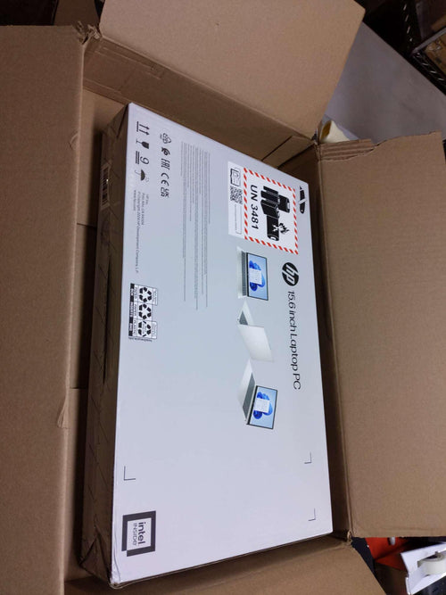 15.6" FHD Intel Core i5 8GB RAM 512GB SSD Notebook E3281